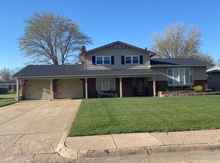 110 W 6th St, Ellinwood, KS 67526