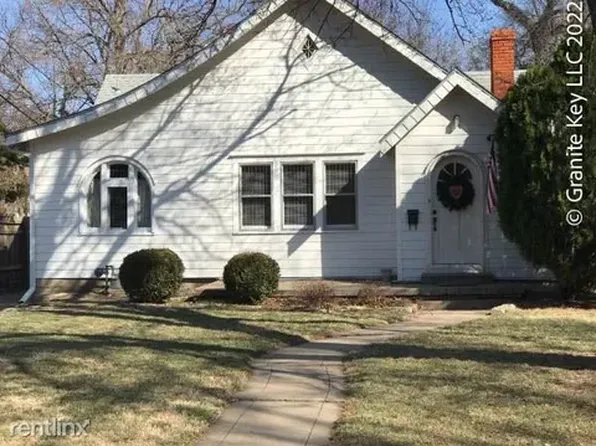 4320 E Waterman St, Wichita, KS 67218