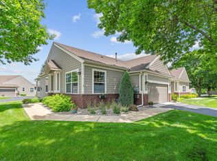 1004 Victoria Greens Blvd, Victoria, MN 55386