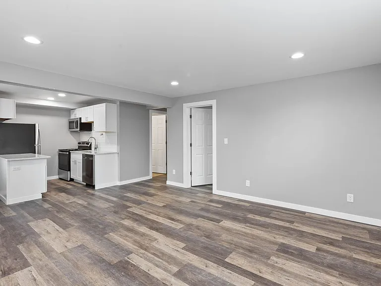 508 Southway Dr — Photo 14
