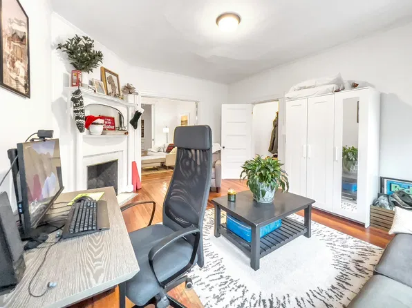 287 Chestnut Ave APT 1, Jamaica Plain, MA 02130
