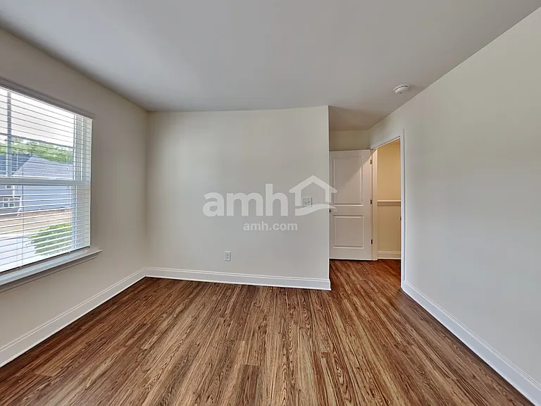 353 Macroom Ct — Photo 14