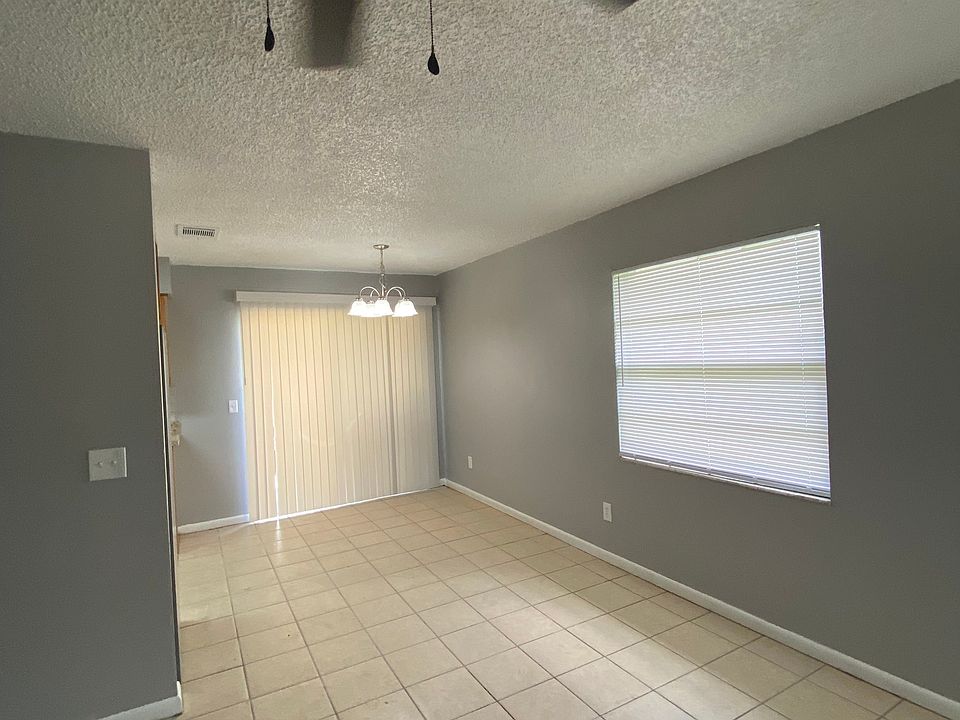 1st image of 3935 Country Pl SW #D