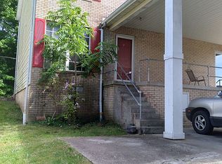 2114-2116 Breezy Dr, Charleston, WV 25311