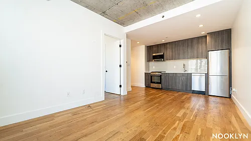 824 E New York Ave #601 Photo 1