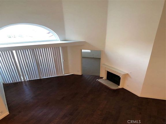 3rd image of 620 S Gramercy Pl