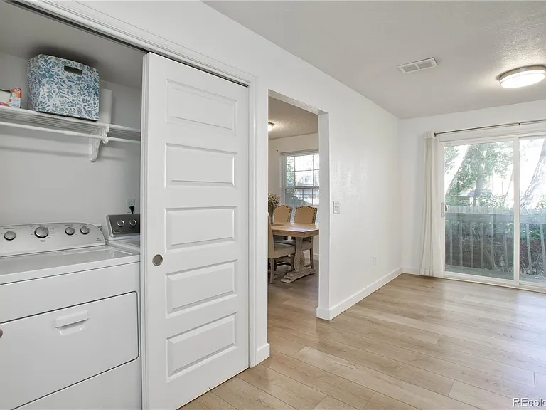 1370 S Idalia St #D — Photo 14