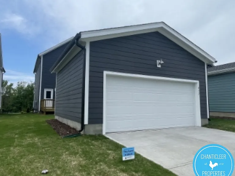 932 Arcadia Hill St — Photo 3