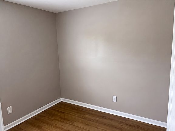 4th image of 812 Leacrest Ave