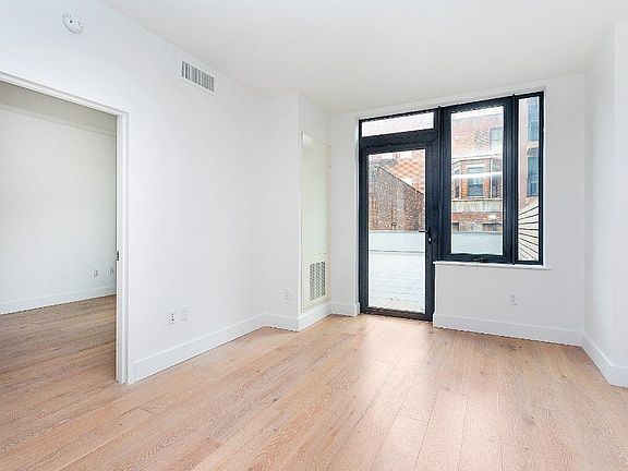 4th image of 69 E 125th St APT 4E