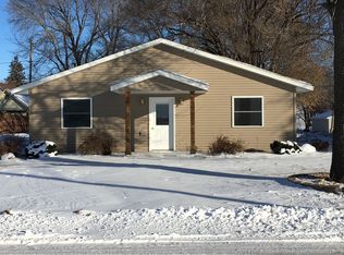 111 S Railroad Ave, Rembrandt, IA 50576