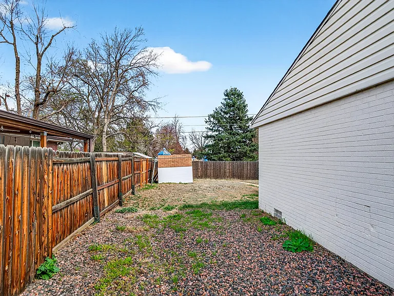 5246 Pierce St — Photo 27