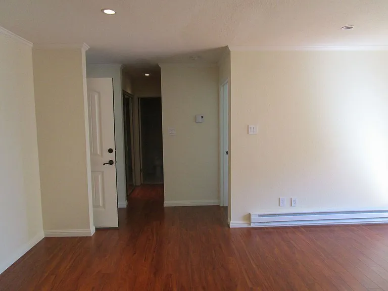 2221 Village Ct — Photo 9
