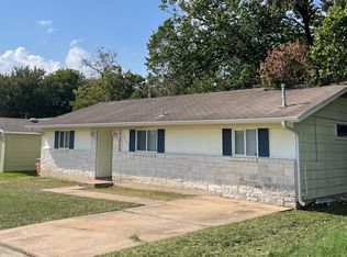 2105 Lemon Dr, Austin, TX 78744