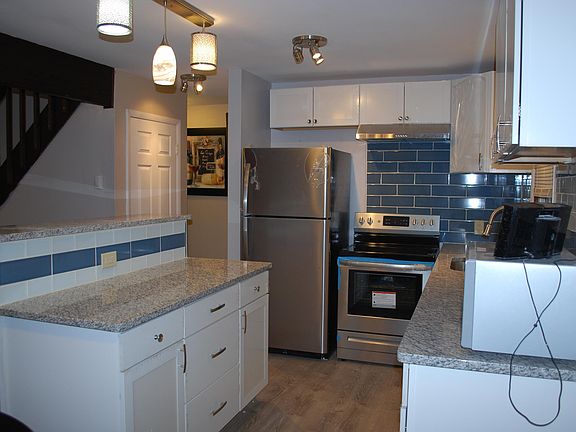 5th image of 1894 Pinecrest Ct