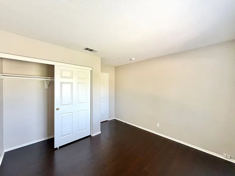 42041 Delmonte St — Photo 19