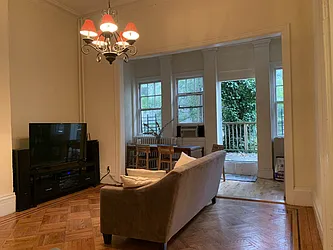 Rented by Lucrum Group