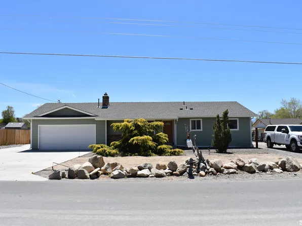 1415 S Riverview Dr, Gardnerville, NV 89460