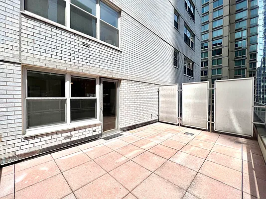 Rented by (Legacy) Elegran | media 11