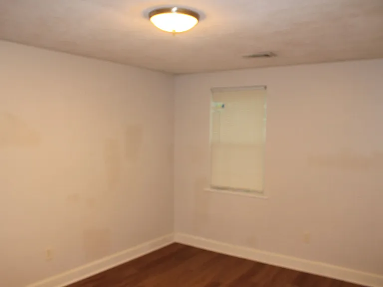 2355 Devere St — Photo 28