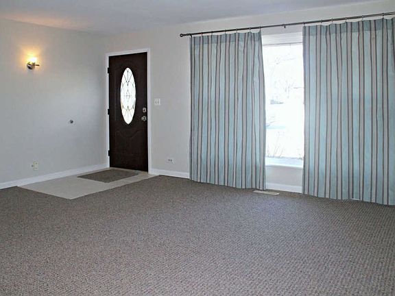 3rd image of 245 W Maude Ave