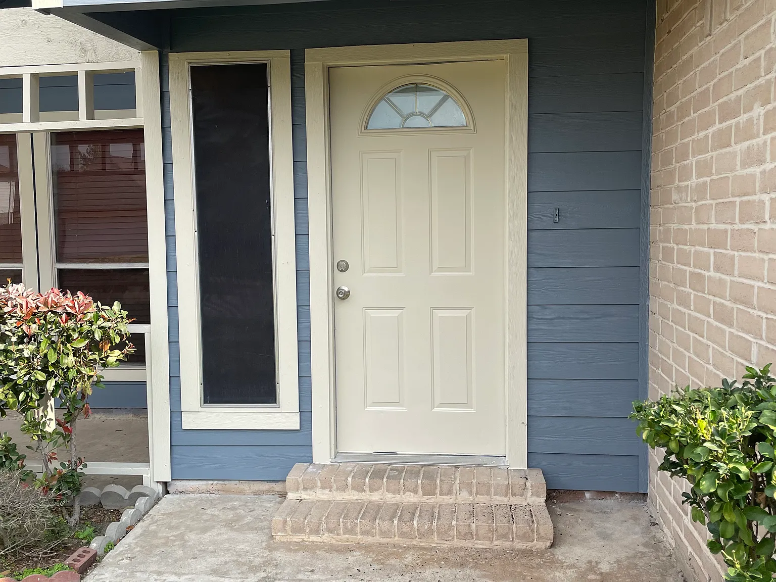 3 bed, 1700 sqft, $1,900 — Photo 2