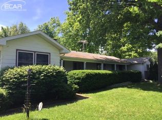 5323 E Court St Burton MI 48509 Zillow