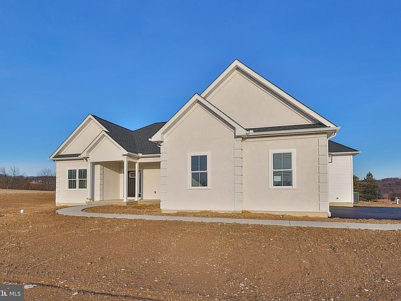 3rd image of 448 Long Ln