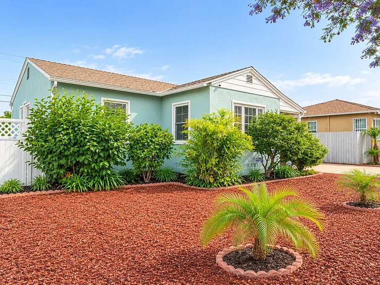 W Floral Dr — Photo 10