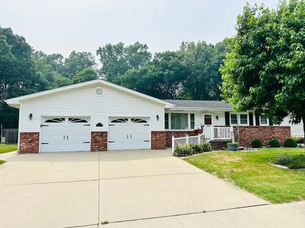 2150 Pennsylvania St, Portage, IN 46368