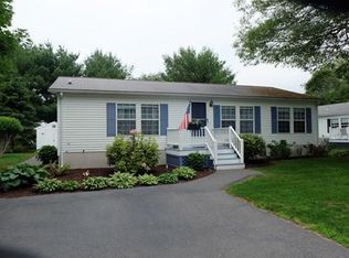 3 Trailwood Dr, Bridgewater, MA 02324