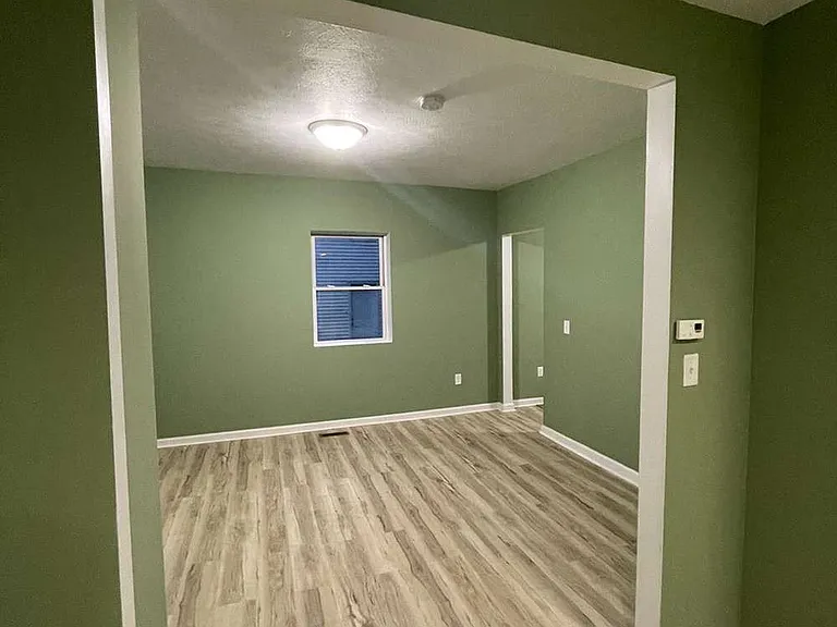 752 Diamond Ave — Photo 3