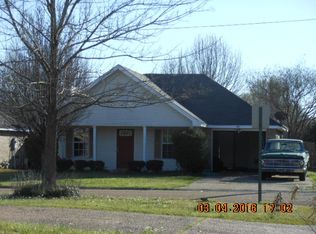 1929 Christine Dr, Byram, MS 39272