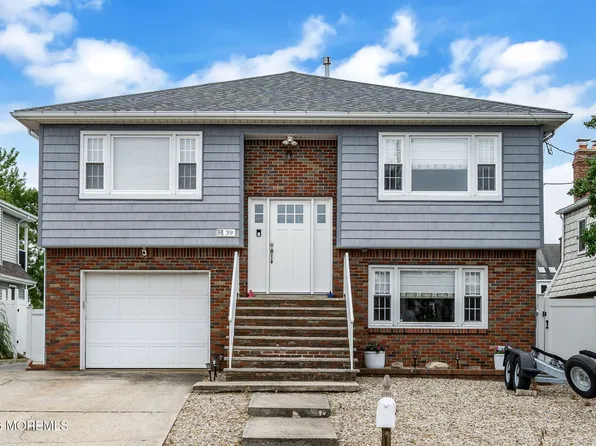 39 Green Island Rd, Toms River, NJ 08753