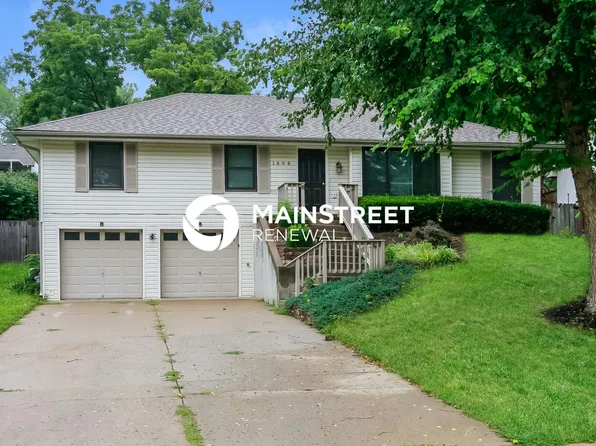 1808 Thornton St, Leavenworth, KS 66048