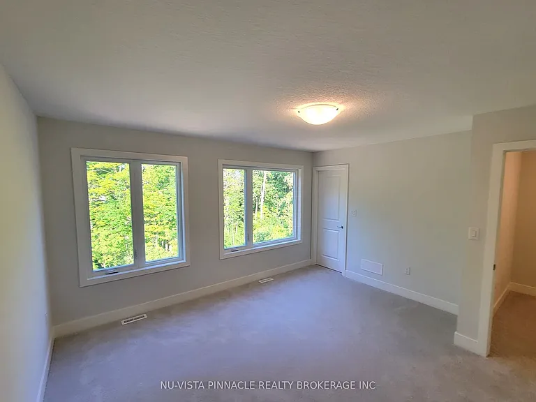 990 Deveron Cres #43 — Photo 13