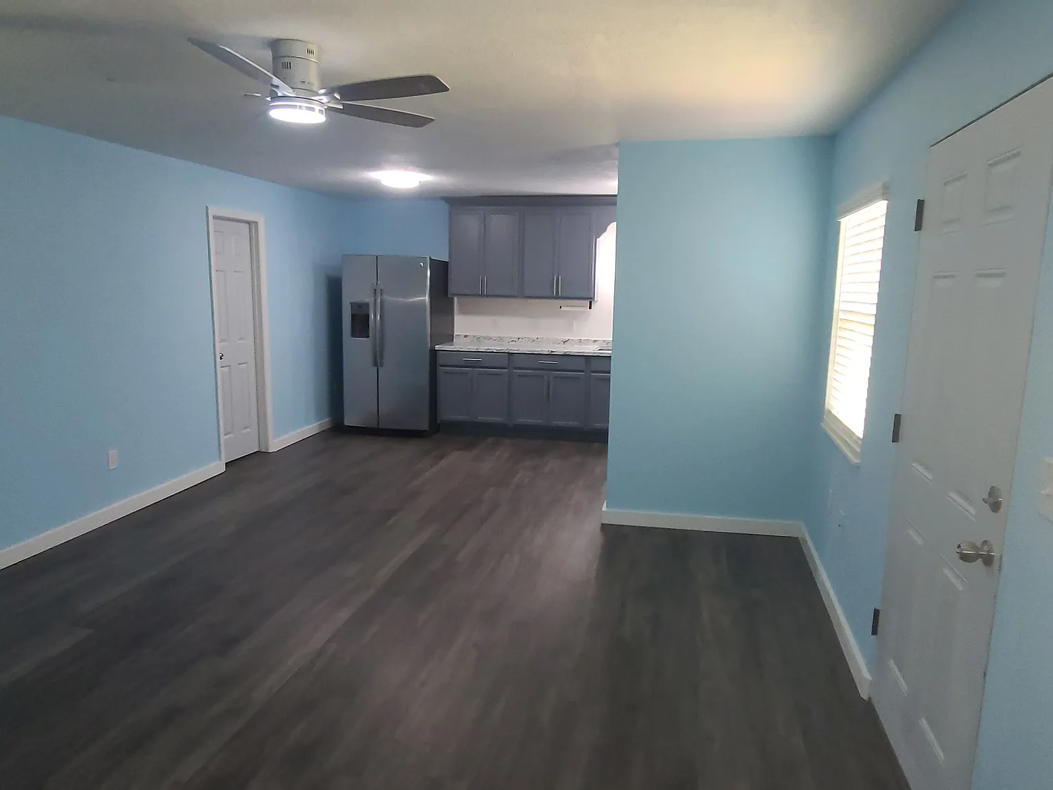2 bed, 900 sqft, $1,500 — Photo 3
