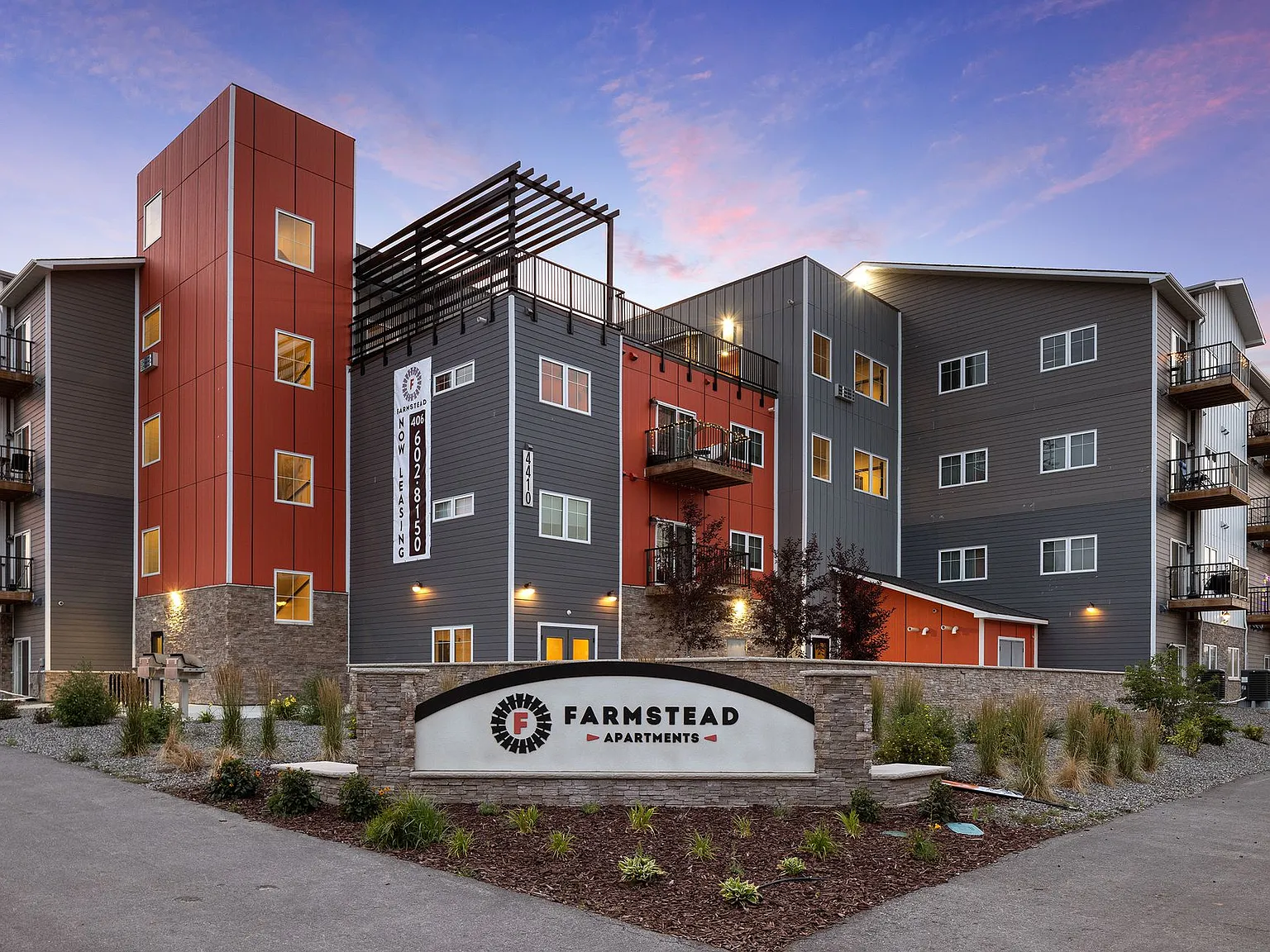 Farmstead Apartments — Photo 1