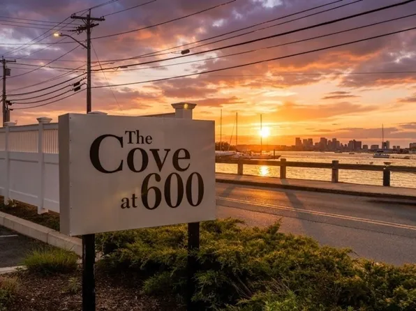 600 Shirley St #11, Winthrop, MA 02152