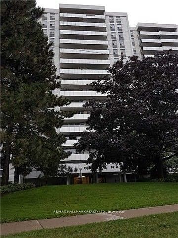 1st image of 20 Forest Manor Rd #309