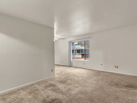 5th image of 1 Fort St #19
