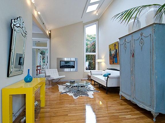 3rd image of 118 Eugenia Ave