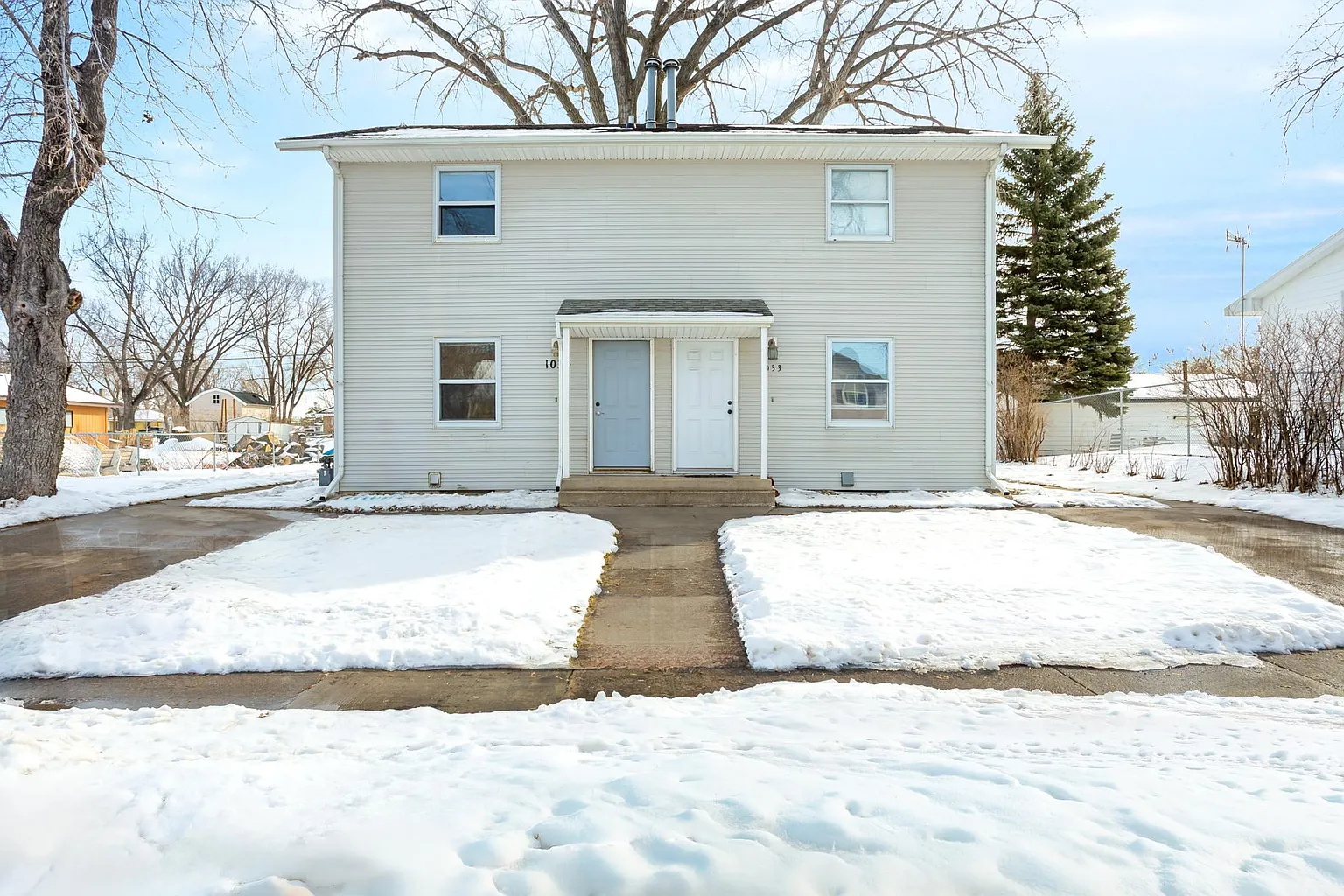 1033-1035 27th St N photo 1