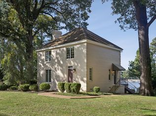 662 Deep Creek Rd, Newport News, VA 23606