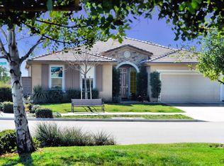 10025 Vale Royale Dr, Bakersfield, CA 93306