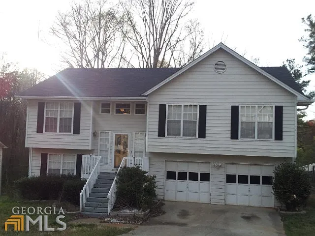 8453 Glenwoods Dr photo 1