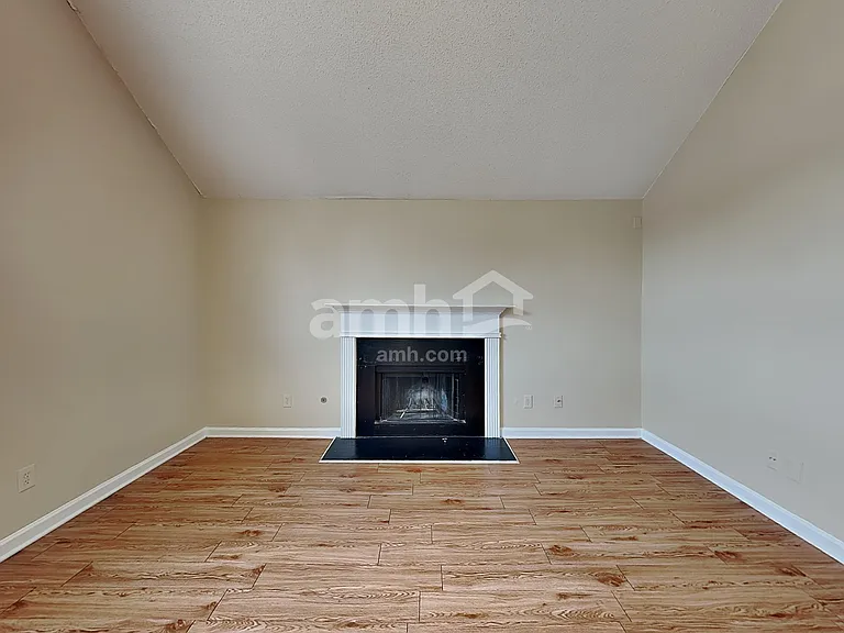 228 Kings Cv — Photo 5