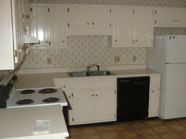 2nd image of 196 Wendwood Dr