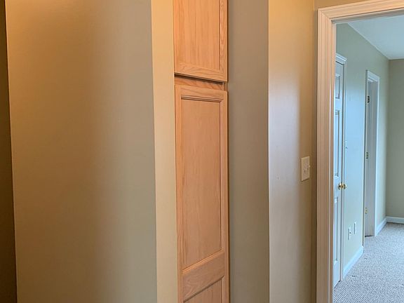 2nd image of 16 Ashley Ct