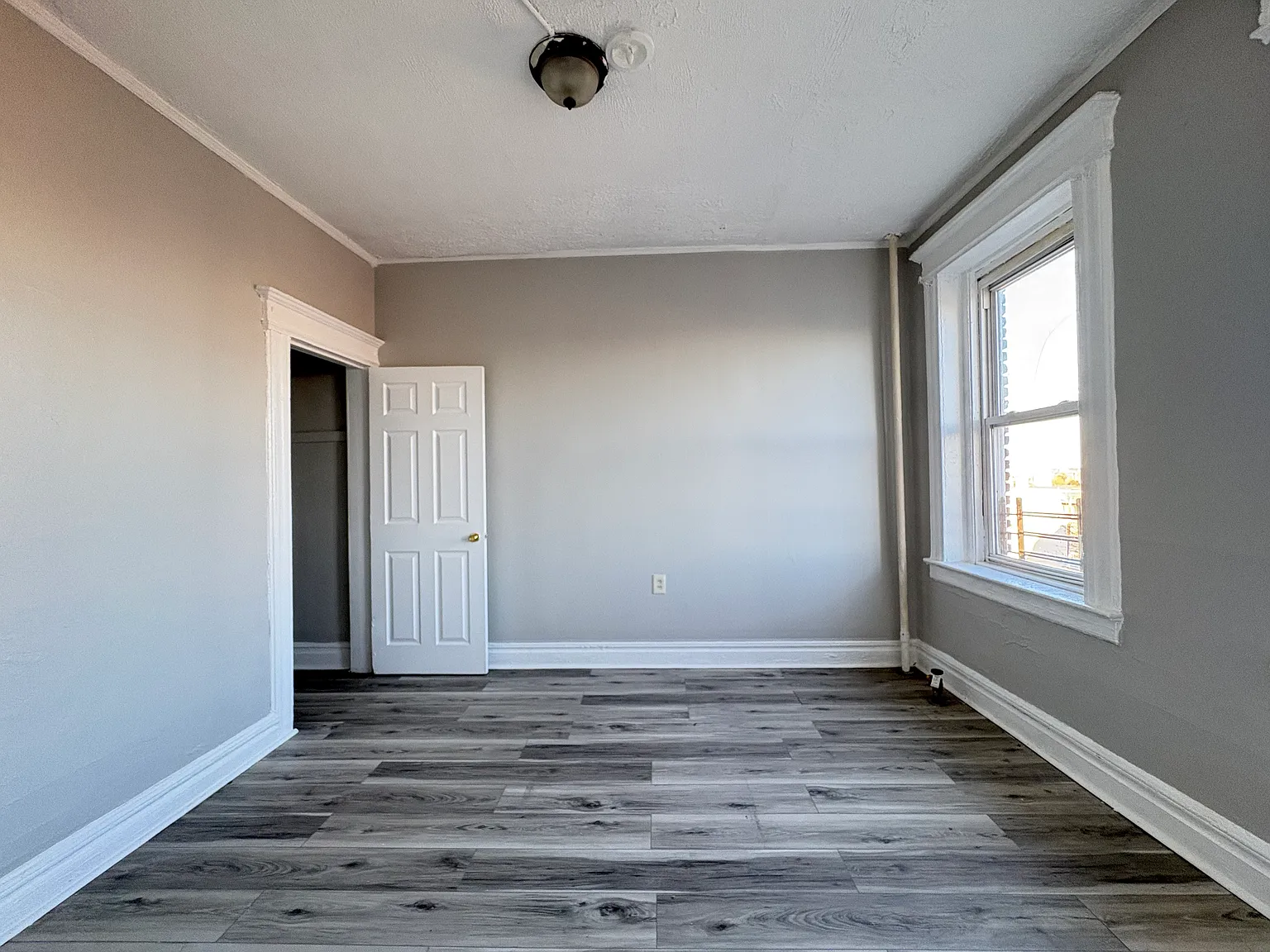 2 bed, 800 sqft, $1,650 — Photo 4